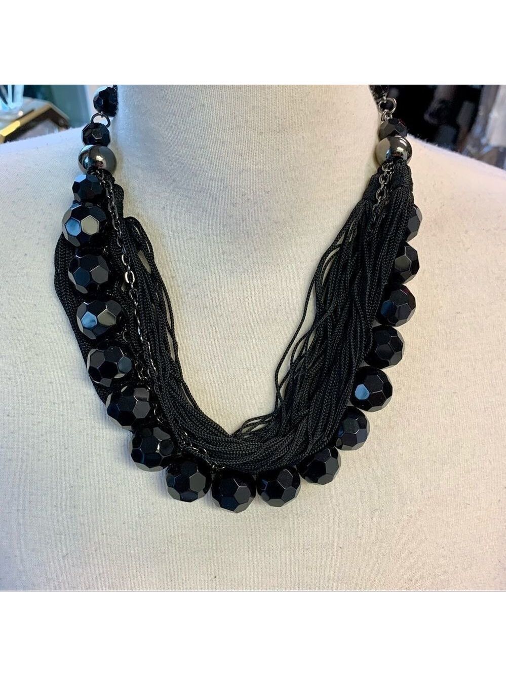 Kien vintage black Layered chunky beaded rope and chain necklace